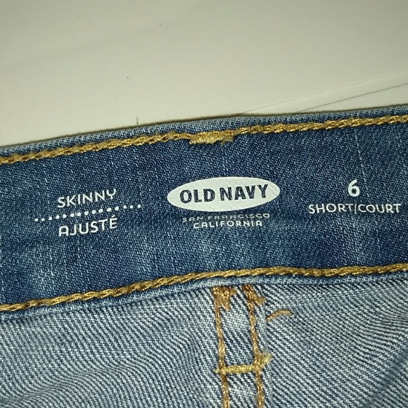 Old Navy Skinny Jeans - Picture 7 of 7